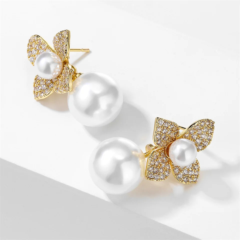 Four Leaf Dangling Flower Pearl Stud Earring