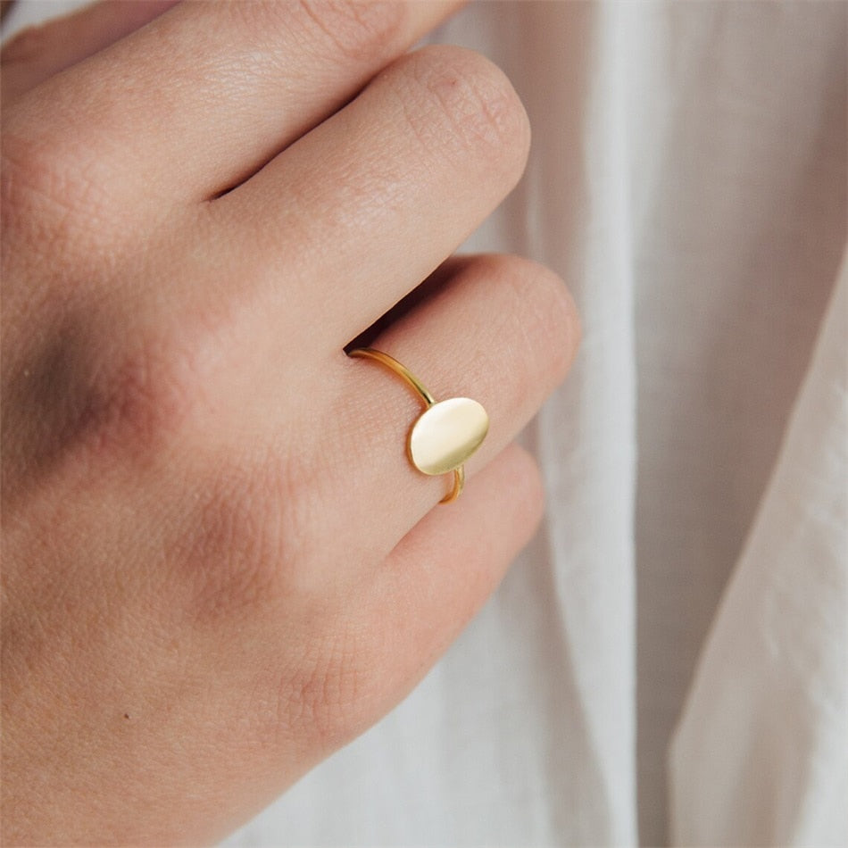 Oval Dainty Costume  Ring - Wrenlee