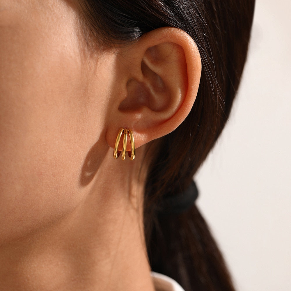Classic Hoop Earrings - Wrenlee