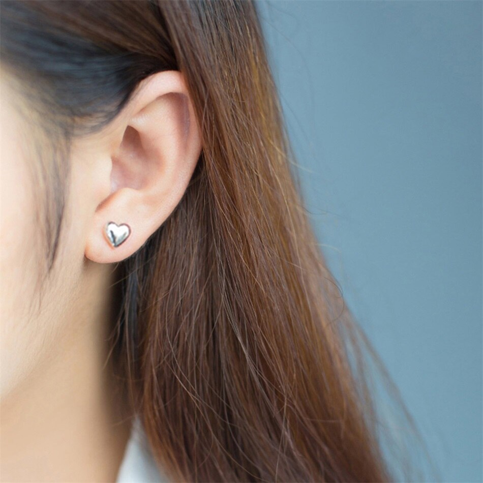Heart Stud Earrings - Wrenlee