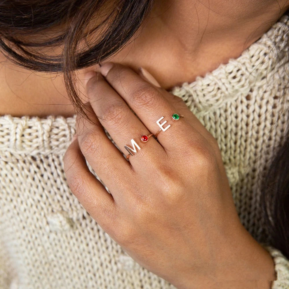 Ring with 2025 initial and birthstone