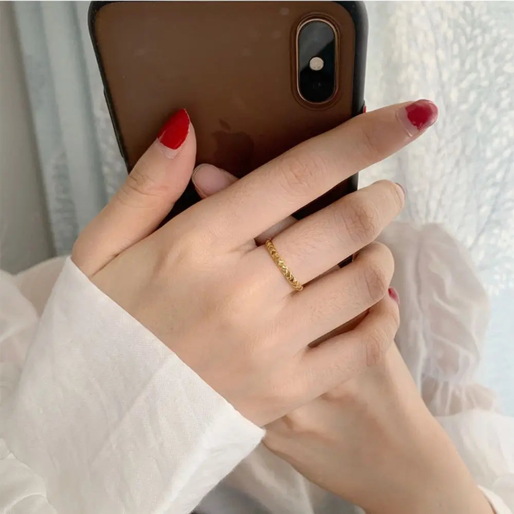 Joëlle Minimalist Ring