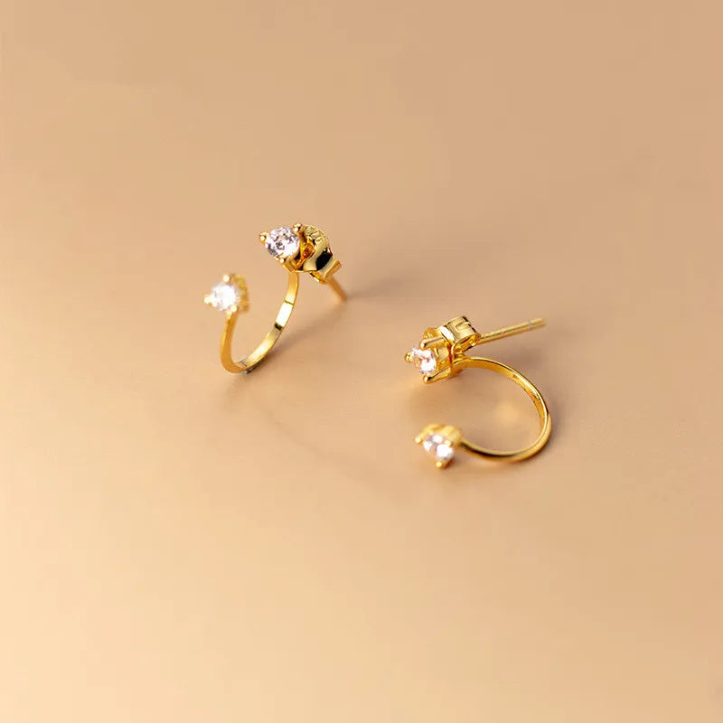 Round Diamond Stud Earrings
