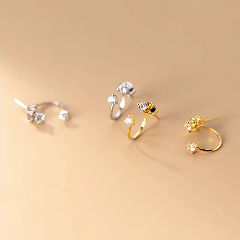 Round Diamond Stud Earrings