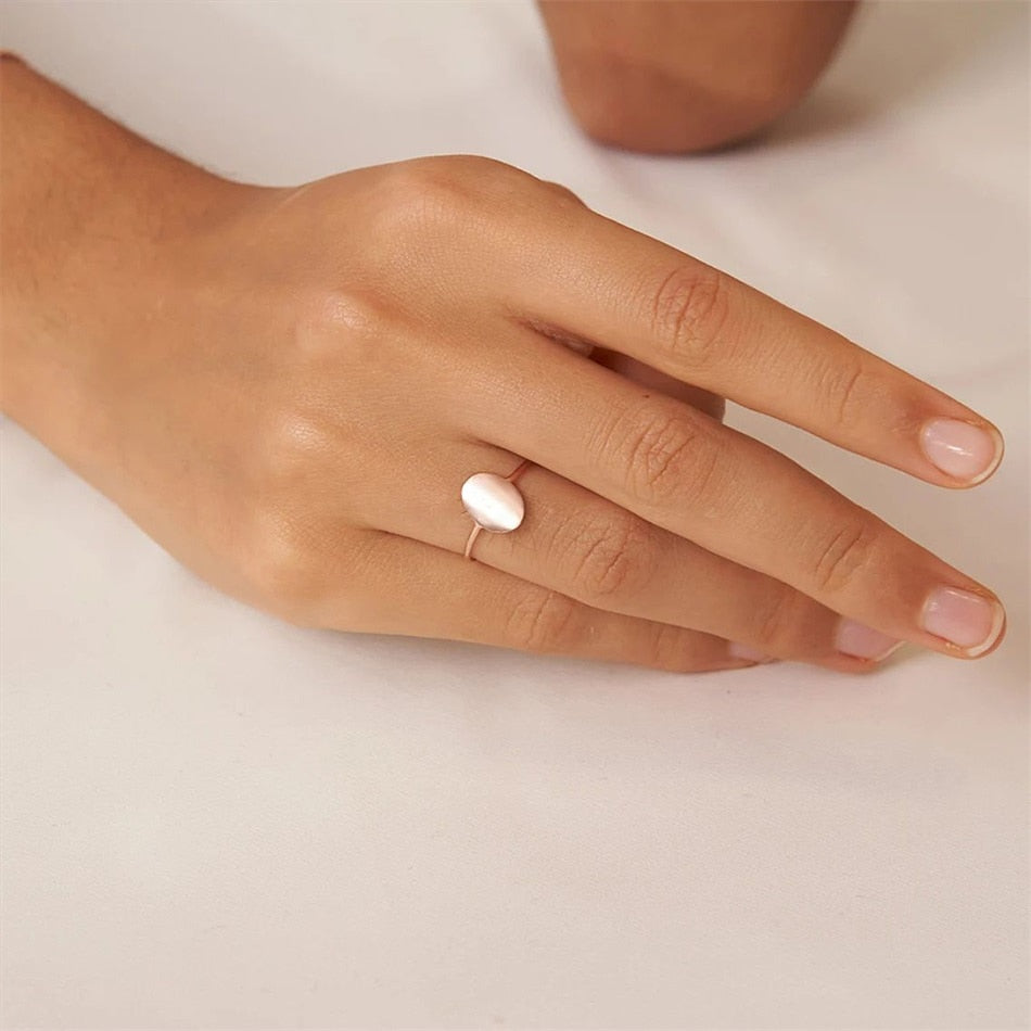 Oval Dainty Costume Ring - Wrenlee