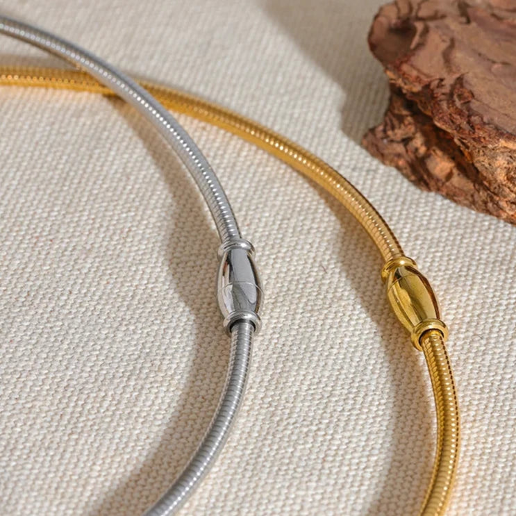 Elegant Choker Necklace
