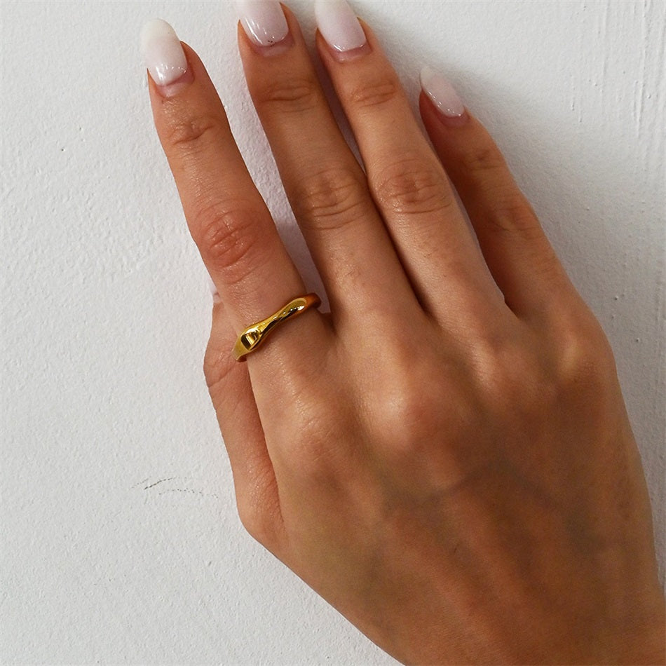 Wave Rings - Wrenlee