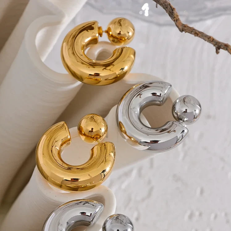 Thick Roundy Earrings