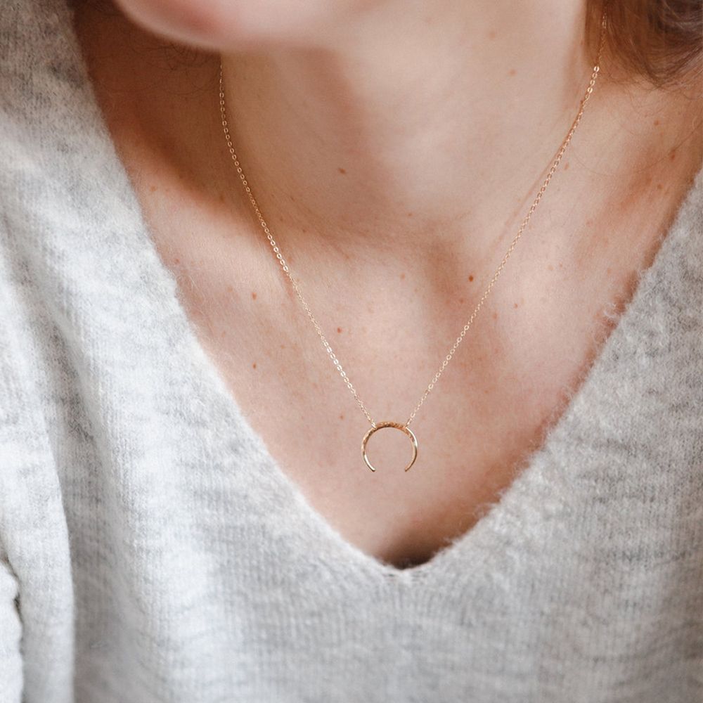 Crescent Moon Necklace - Wrenlee