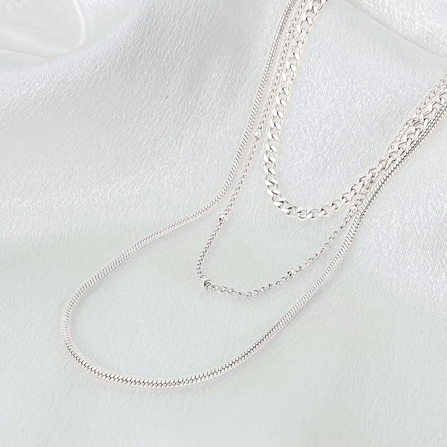Tripple Chain Necklace