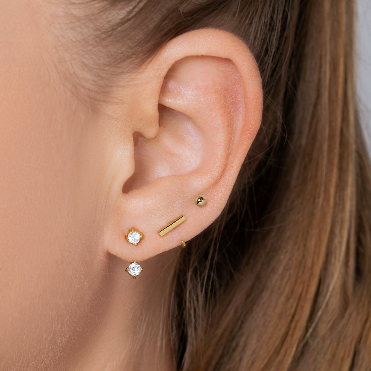 Round Diamond Stud Earrings