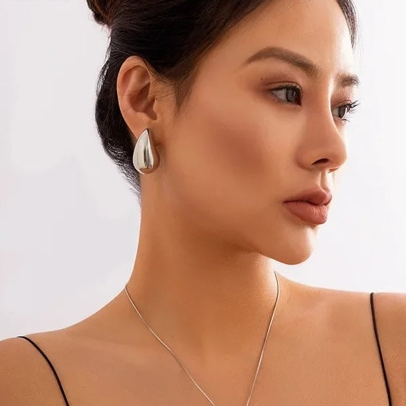 Nisa's Teardrop Earrings