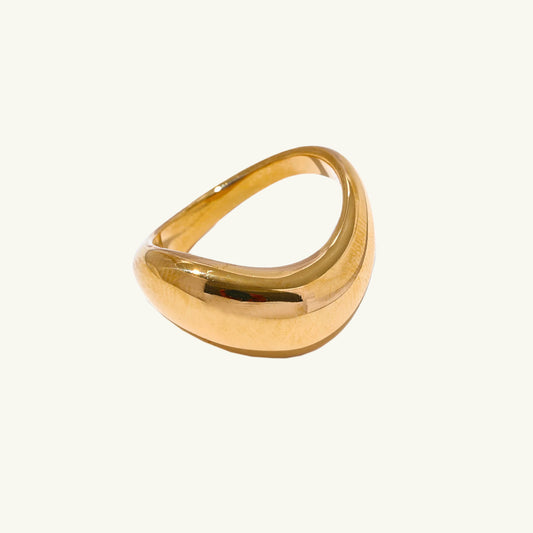 Minimalist Geometric Ring