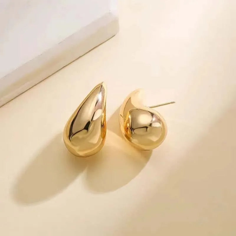 Lisa's Teardrop Earrings