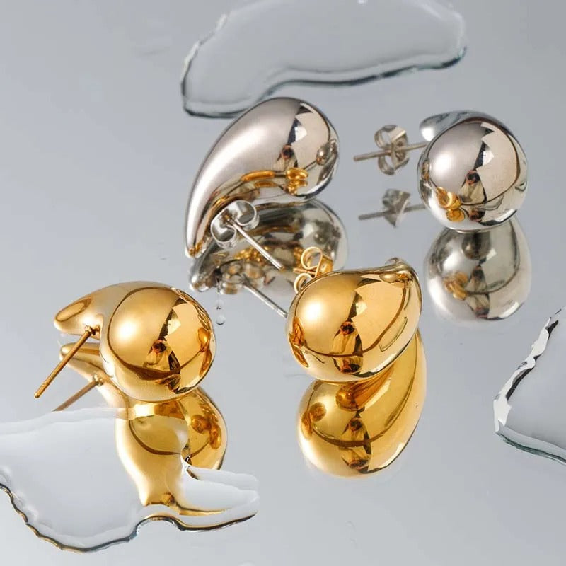 Lisa's Teardrop Earrings