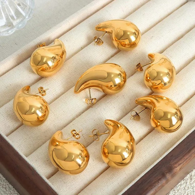 Lisa's Teardrop Earrings