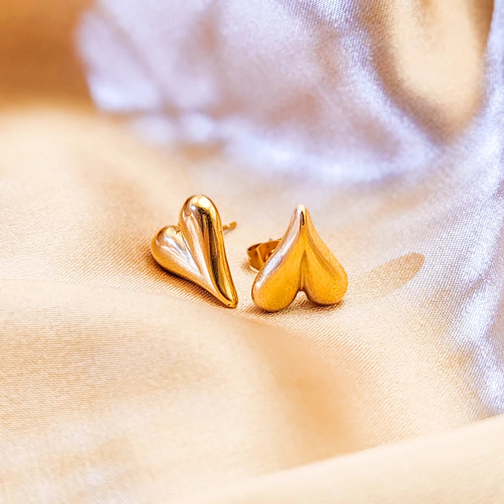 Minimal Heart Stud Earrings