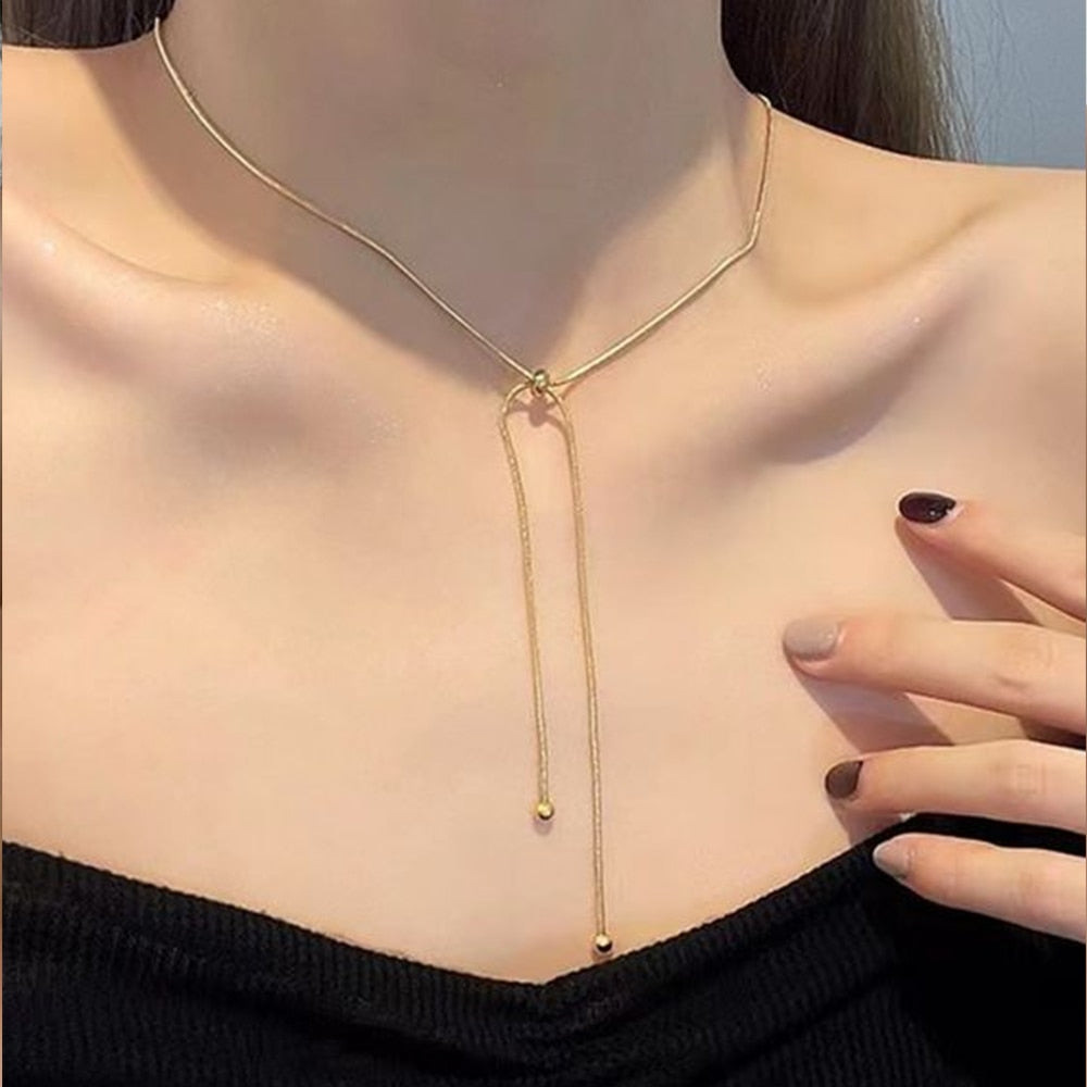 Bow Necklace - Wrenlee