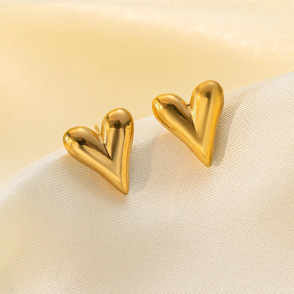 Minimal Heart Stud Earrings